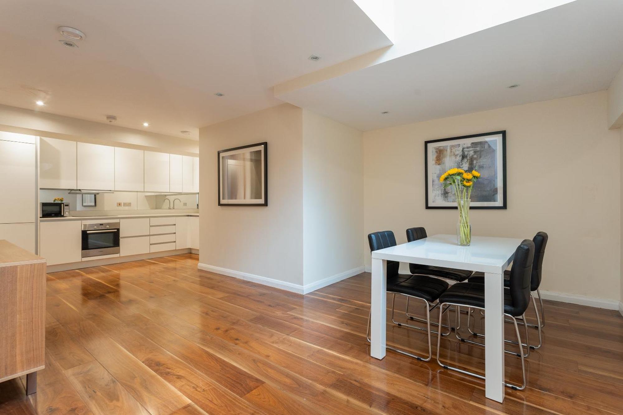 Beautiful 2-bed In Apartamento *